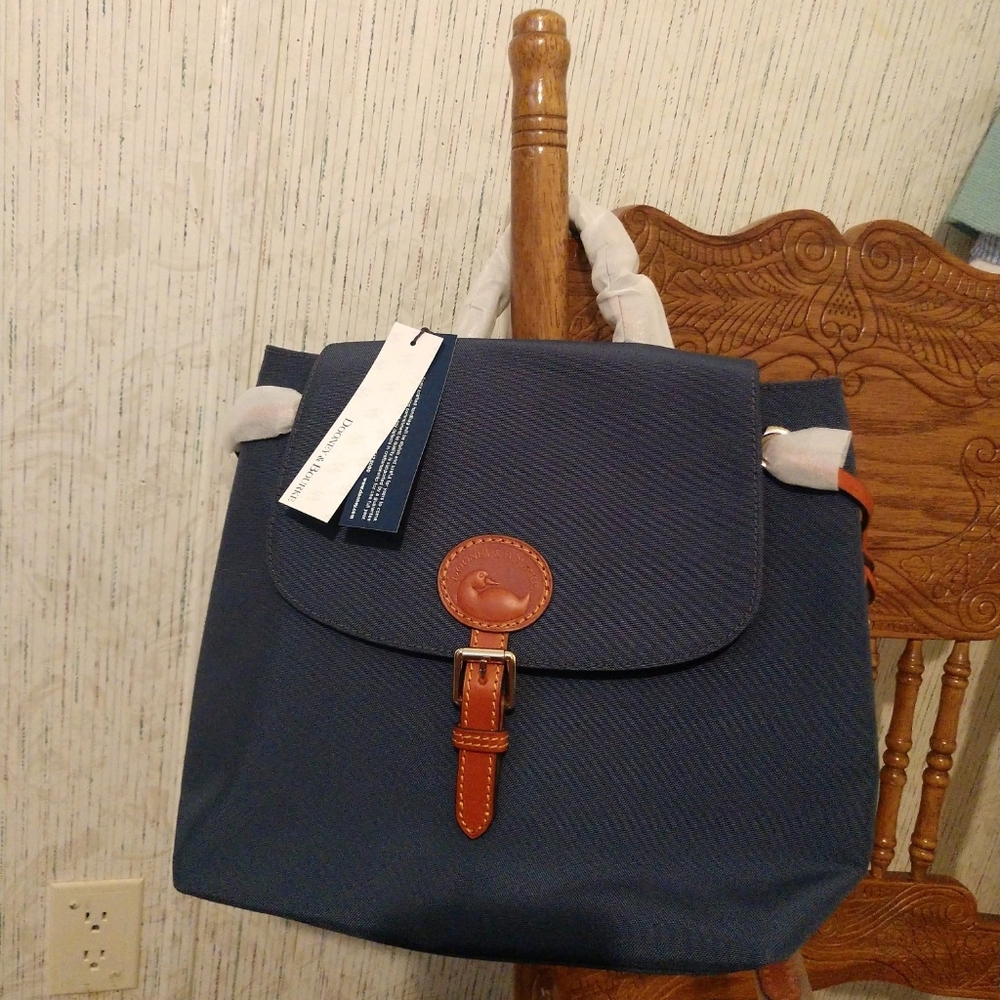 Purses - Picture 3 of 6